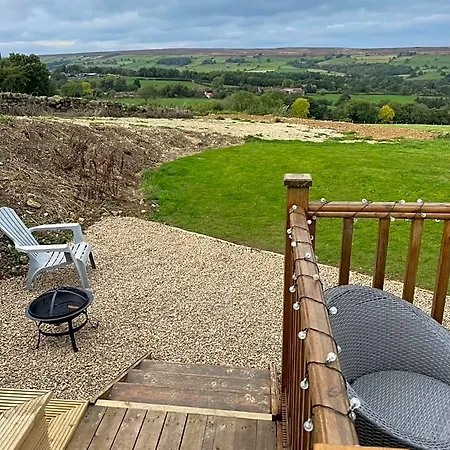 Oakley View Shepherds Hut With Hot Tub Hotel Whitby