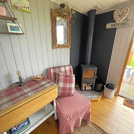 Hotel Oakley View Shepherds Hut With Hot Tub Whitby
